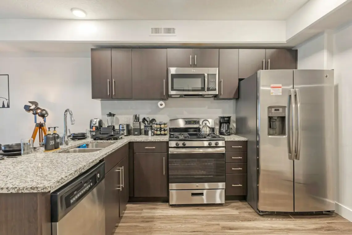 129773 376643 7Es5UzD2FBLIMtzuEqdkKq RXAHlft15gChEN Uca7I 67eac97fd98cb.jpg