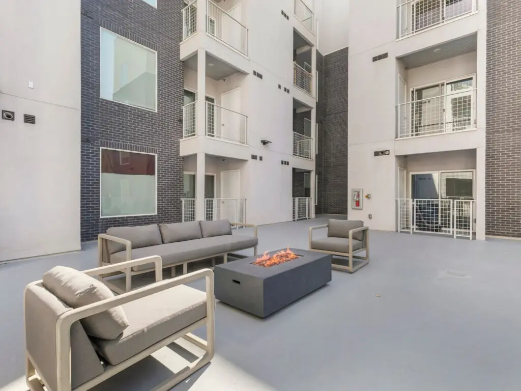 129773 376643 XE bbrNmxzGoH13XLJrOfDL4R4usazhVv4bXQP MvFA 67eac973f060d.jpg