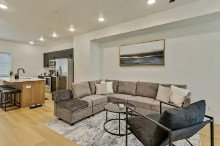 129773 376660 VrS5i6 w2rHJ8X18WDx93czA1HU8sBeB5zFNKFzJxrQ 67eac7a2844f8.jpg