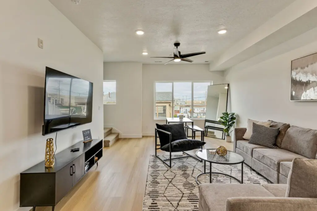 129773 376664 GTrOE4B2 Nt B8mDNdU8EvQY4a x1duzrq5yVenbv4I 67eadf83ec31c.jpg