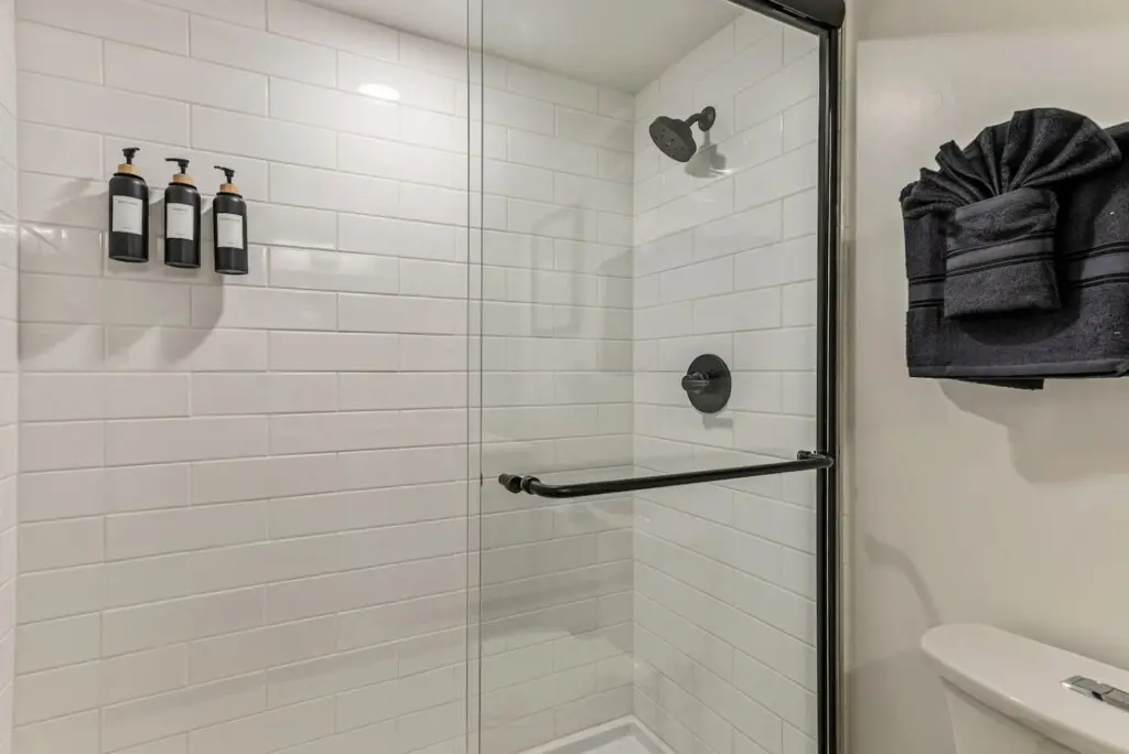 129773 376681 MXGR8Ulb6Jt3Do3guDa9Pj3L2HolOXXnaWWYu H91Sc 67eadea2dd8bb.jpg