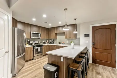 129773 377783 umPlvG71u77 QmcyFnn9rQbLu8TL4AGdDIDO4v PEtk 67ed7dda9d934.jpg