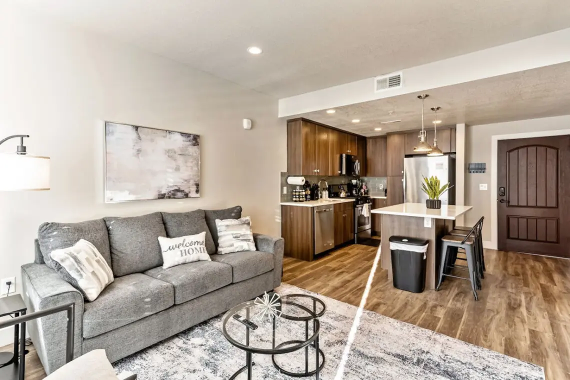 129773 377785 uzYy6f5S5LbLYpf5J3jtXMmHKMl63h1h0I7Id4Q 1 o 67ed7da0640c8.jpg