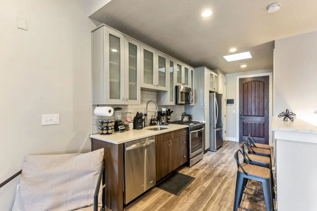 129773 377790 HRC9w1aa0 HhthFhNbMhKweC5YKmYozhdc1JUXd0y8 67ed7cd46758a.jpg