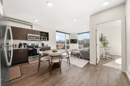 129773 442060 OzvLoZ8HI5aeYL9Q5IX7BYEllj rhua DCMsxNpMeQY 68ecf4a54b3bb.jpg